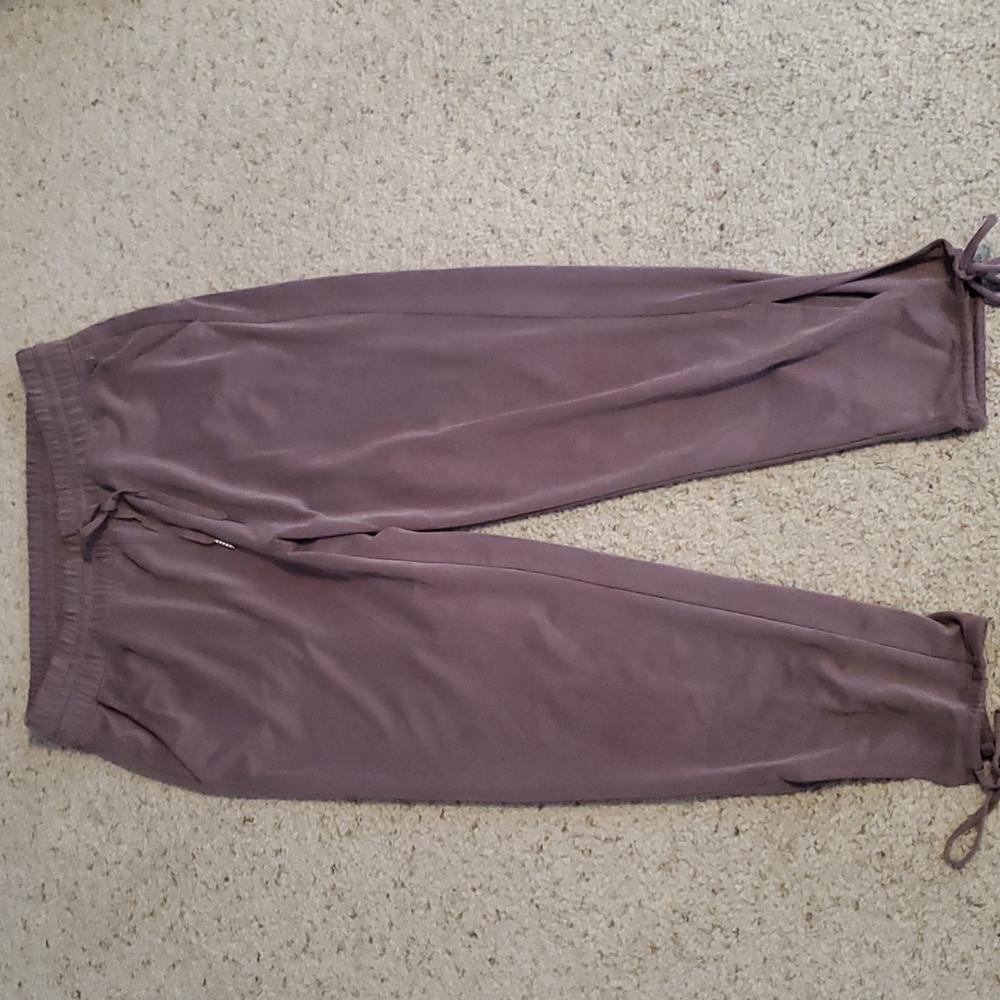 Calla by Carrie Underwood Purple Athletic Lounge Pants Sz Medium